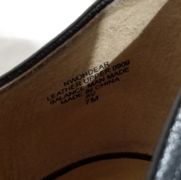 Circa Joan & David Luxe silver ballet shoes - Picture 5 of 6